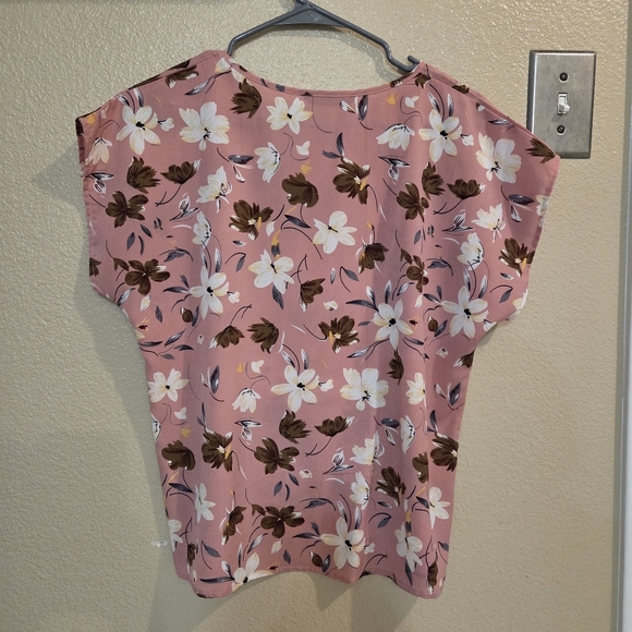Shein Women Dusty Pink Boho Batwing Short Sleeve Floral Top Size Medium - Picture 3 of 7